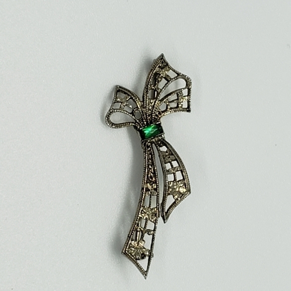 ANTIQUE Sterling Silver Filagree Laced Bow Brooch Pin Maker Signed ArtDeco Green - Picture 2 of 5